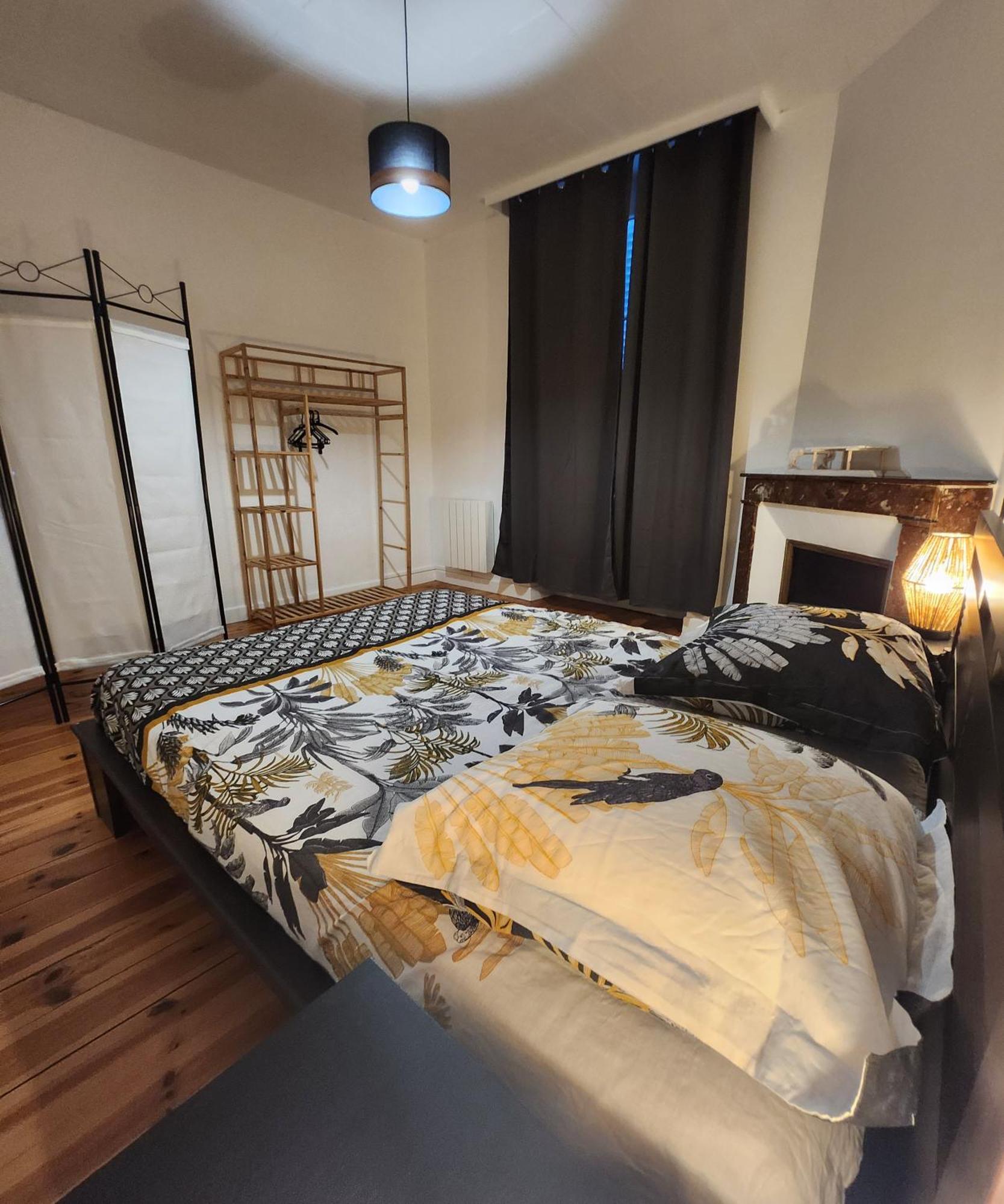 Vic-sur-Cère Chaleureux Appartement Refait A Neuf מראה חיצוני תמונה